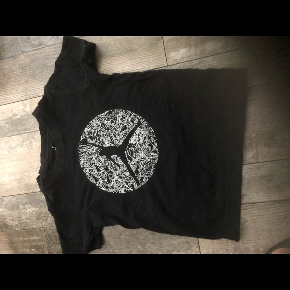 Nike shirts in great condition